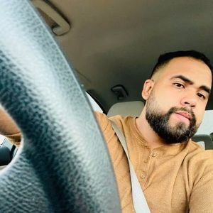 Meet your Posher, Jose rs